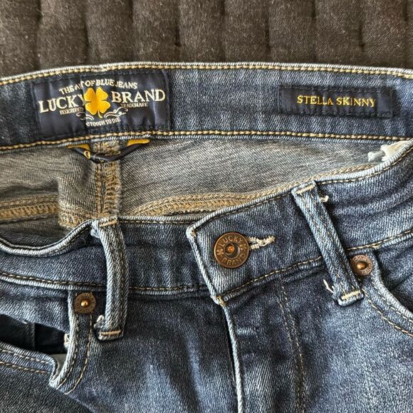Lucky Jeans - Picture 7 of 7